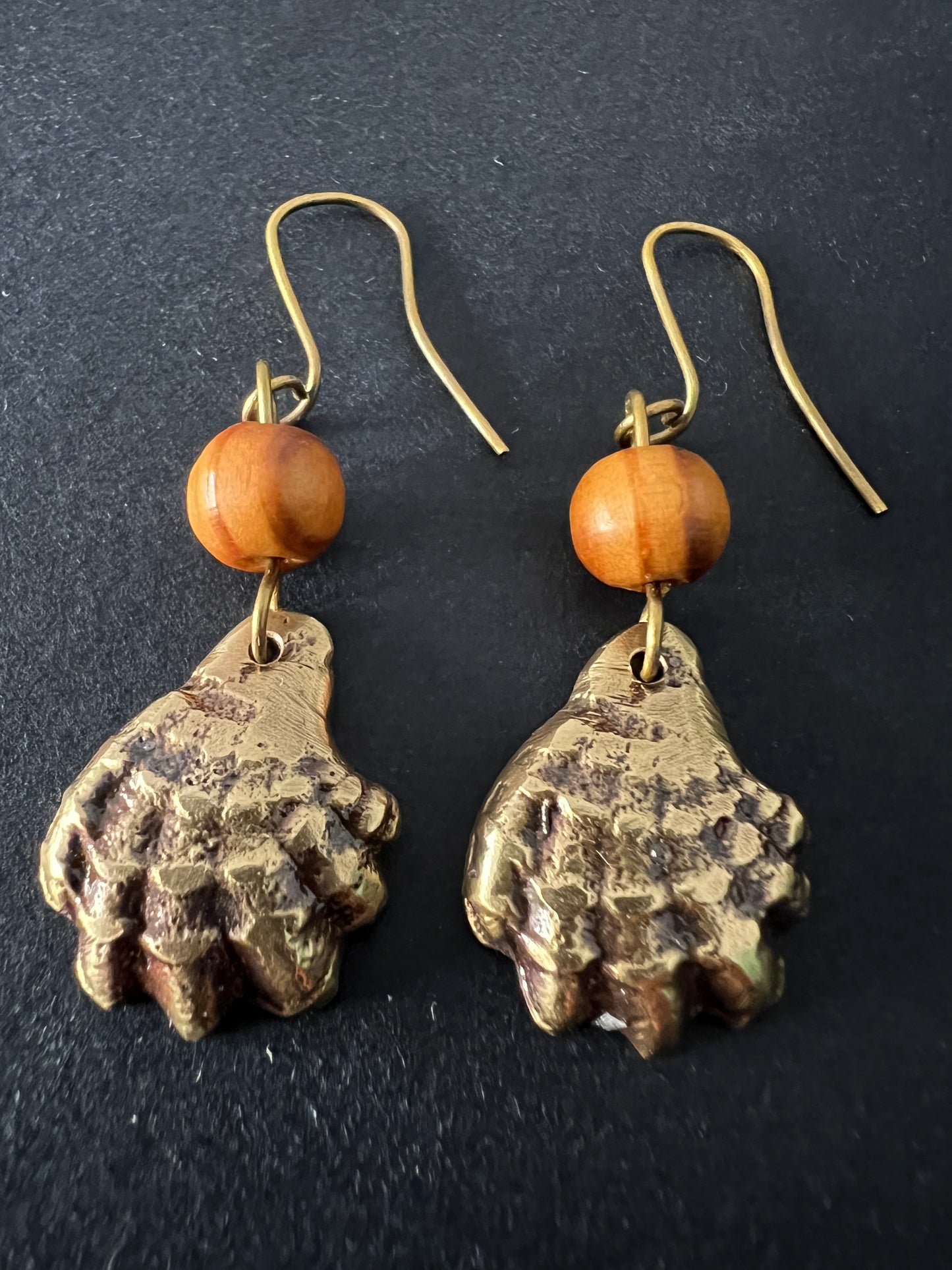 THE OYSTER EARRINGS