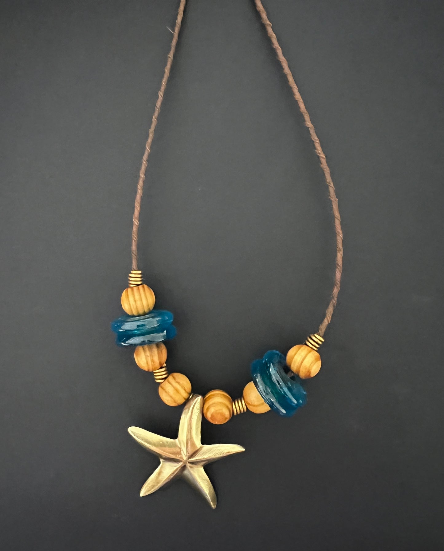 SINGLE NECKLACE - D4