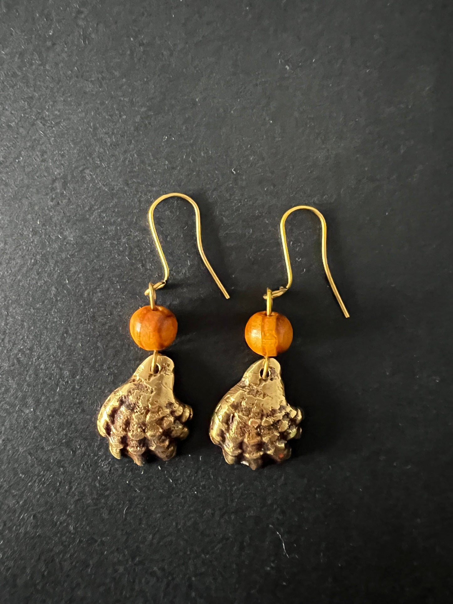 THE OYSTER EARRINGS